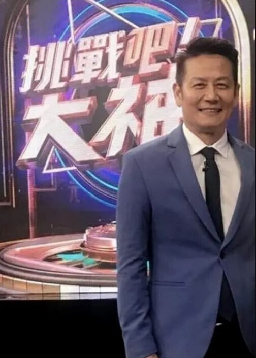淫乱大战骚气姐妹 - 私房KTV